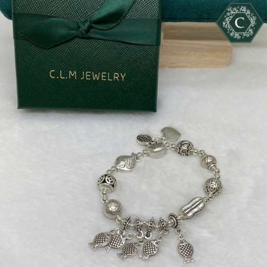 Vòng tay Titan Charm 5 Con Cá May Mắn - MS1284