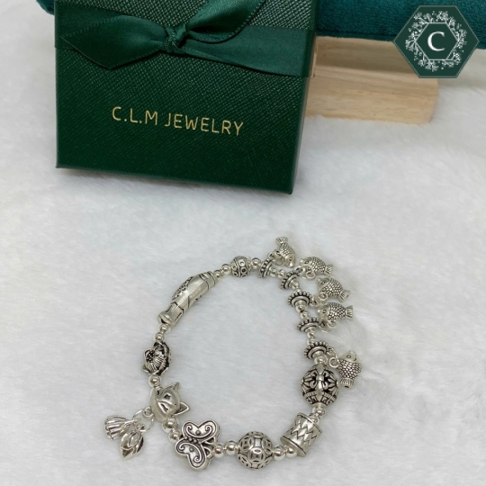 Vòng Tay Titan Charm 5 Con Cá Và Hồ Ly Tượng Trưng Cho Tình Yêu - MS1286