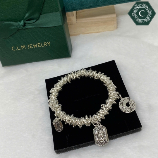 Vòng Tay Titan Charm Thần Tài - MS1290