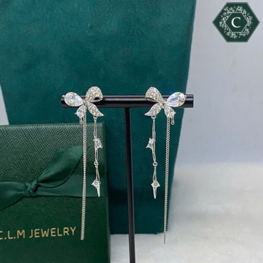 Bông Tai Bạc Bướm Đính Đá Lấp Lánh MS236