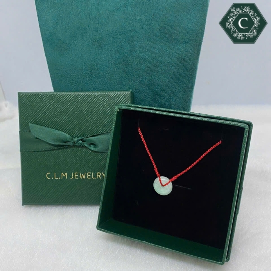 Vòng Tay Chỉ Đỏ Charm Đồng Điếu Cẩm Thạch MS697