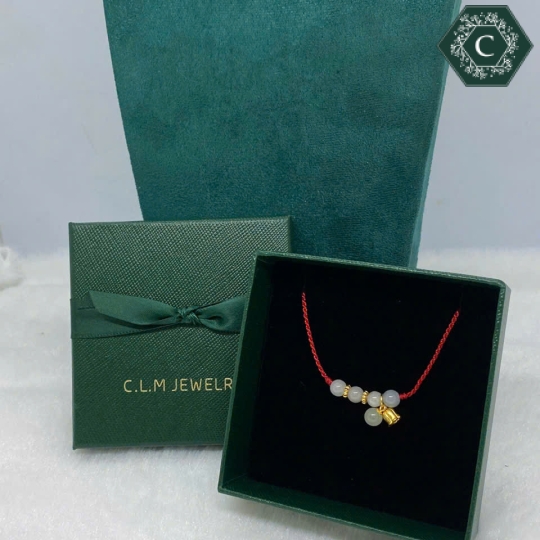 Vòng Tay Chỉ Đỏ Charm Nụ Hoa và Bi Cẩm Thạch MS715