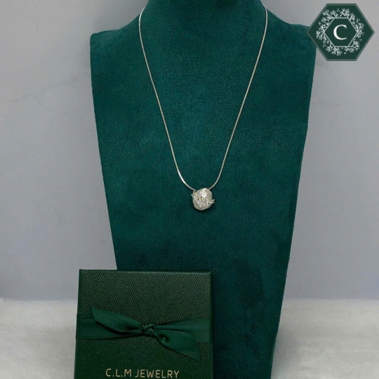 TRANG SỨC C.L.M