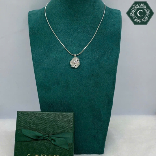 TRANG SỨC C.L.M